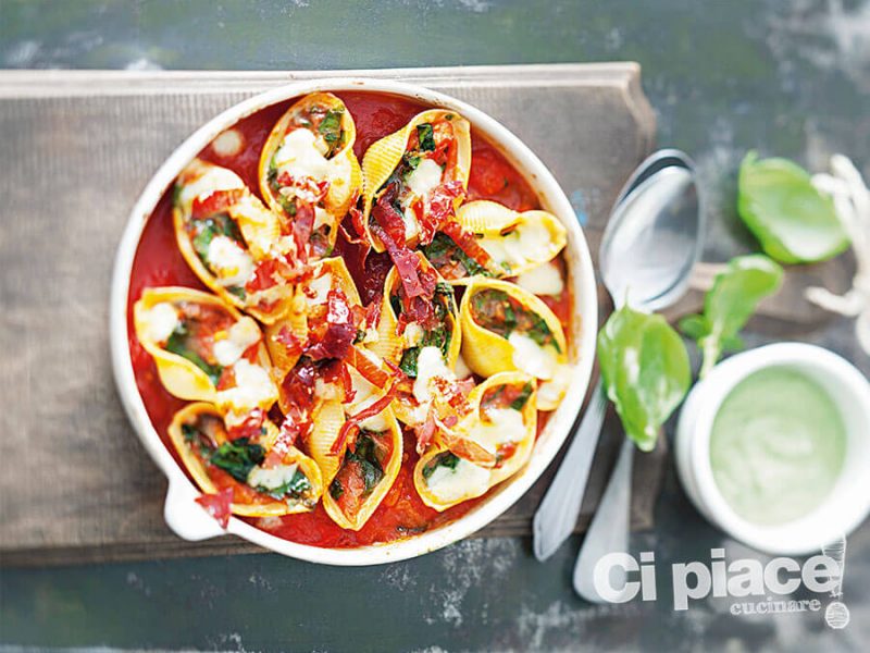 Conchiglioni speck e rucola