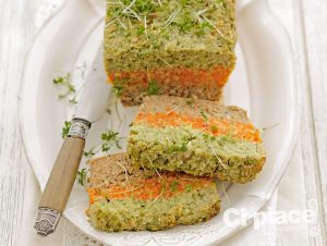 Sformatp-di-fagioli-carote,-riso-e-germogli-di-timo