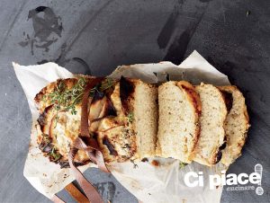 Pane-alle-noci-con-pere