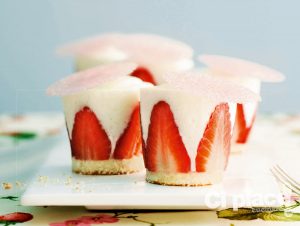 bicchierini-con-fragole