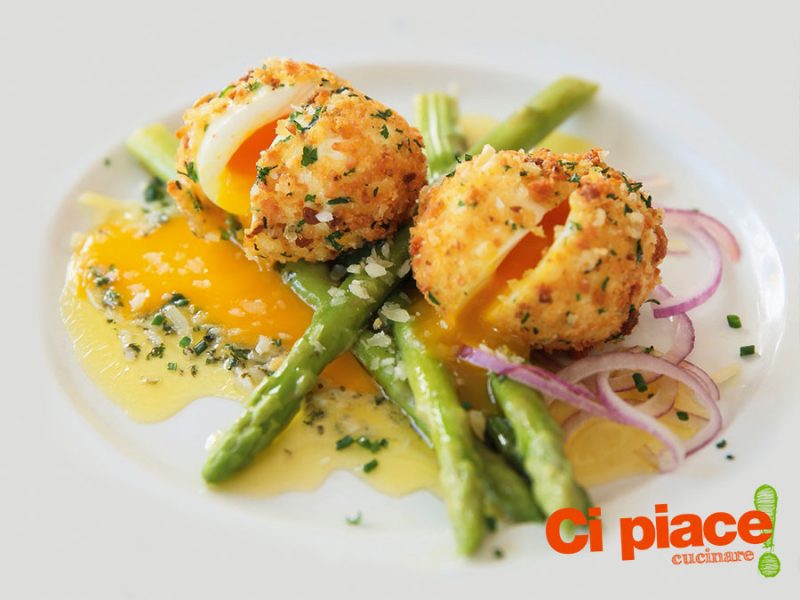 Asparagi con uova impanate