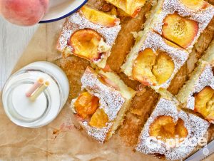 Quadrotti-con-pesche-gialle