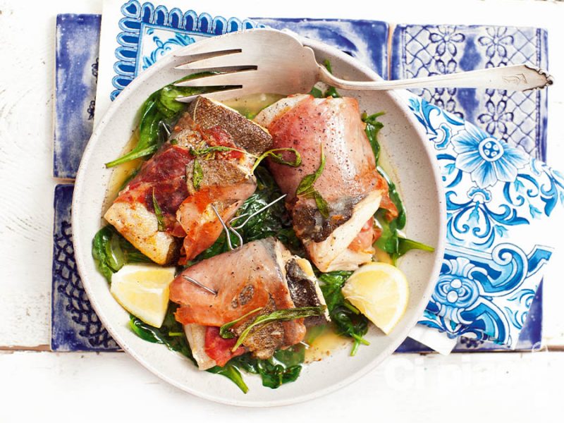 Involtini di spigola con prosciutto crudo