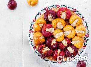 crostata di susine ripiene