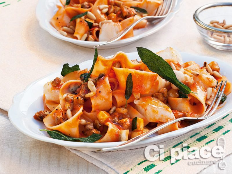 Lasagnette con pesce e zucchine