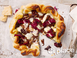quiche-con-radicchio-e-mozzarella-di-bufala
