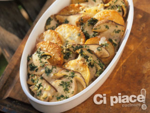 terrina-di-patate-e-funghi-gratinati,barchette-di-pata