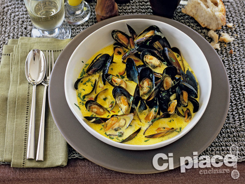 Cozze in salsa di zafferano