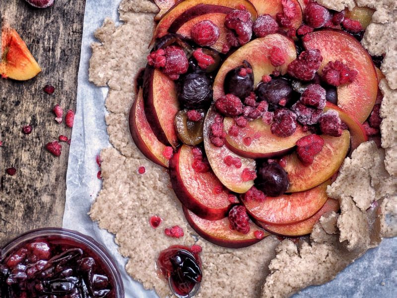 GALETTE CON MARMELLATA DI PRUGNE, PESCHE E LAMPONI