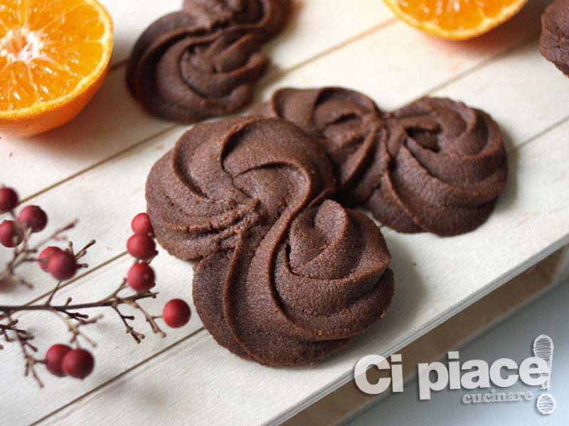 Frollini al cacao e clementine