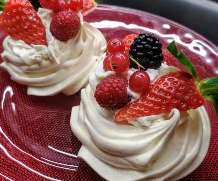 Mini Pavlova